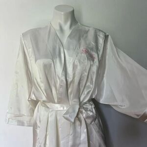White Satin Embroidered Bride Robe